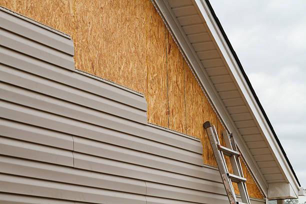 24/7 Emergency Storm Damage Siding Repair experts in Hudson, MA